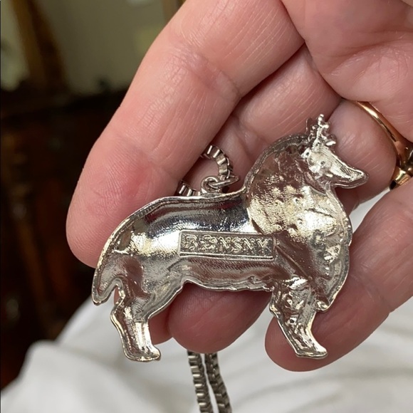 Collie enameled sculptured metal necklace - Picture 4 of 5